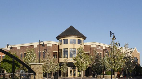 901 Pier View Dr, Idaho Falls, ID 83402